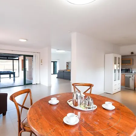 Villa Diamond By La Oliva